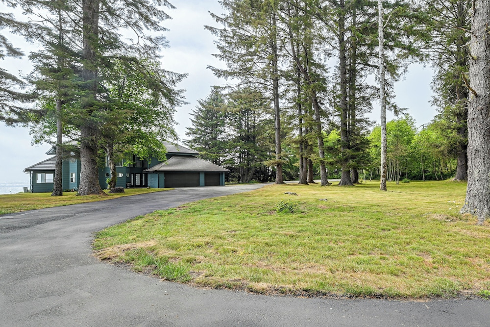 3-acre Property: Beachfront Home in Smith River!