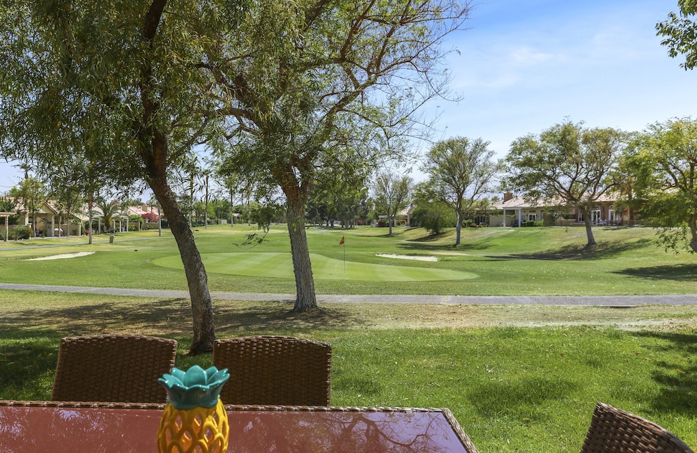 Golfing & Festival Lover's Paradise