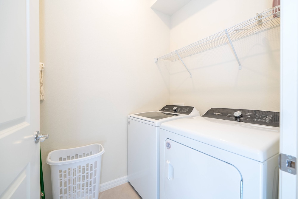 Windsor Cay 7BR Water Park Free