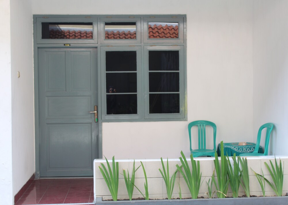 Photo 6