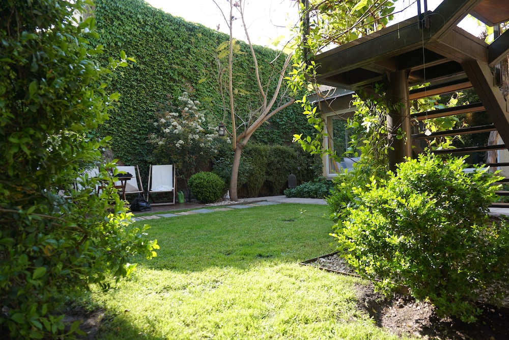 Casa Lila Bed & Breakfast
