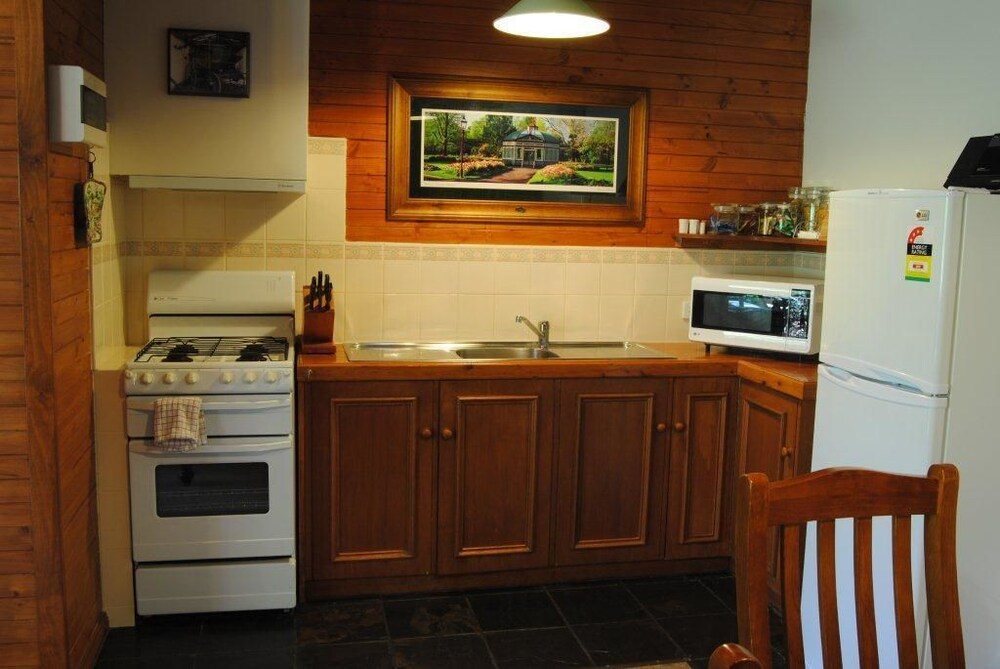 Clarendon Chalets