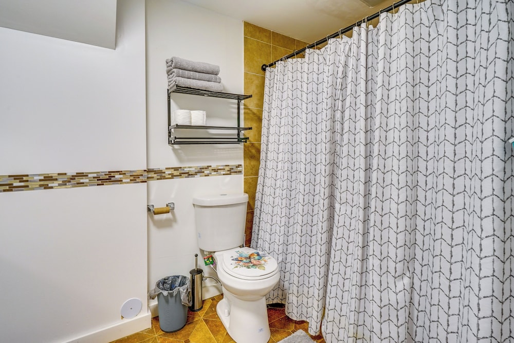 Walk to Valley Park: Pet-friendly SLC Apartment