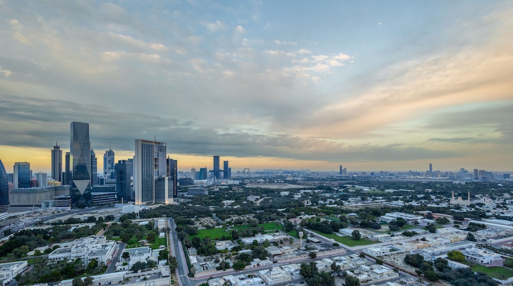 SuperHost - Downtown Delight 2BR Apt Opposite Burj Khalifa