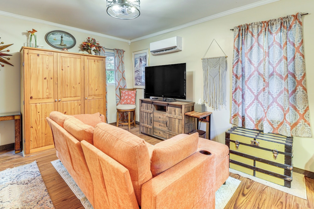 7 Mi to Kitty Hawk Pier & Beach: Studio w/ Patio!