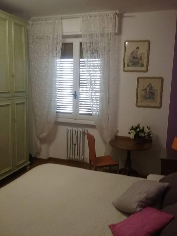 Mascagni Rooms