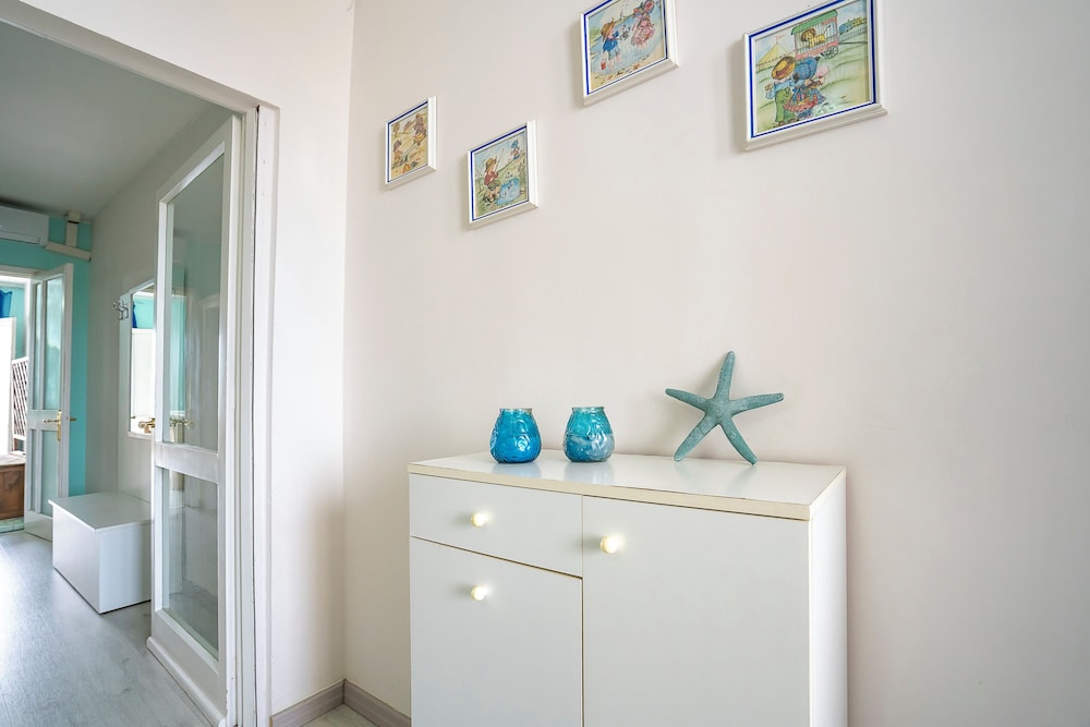 Riva Di Mare Apartment Near The Sea