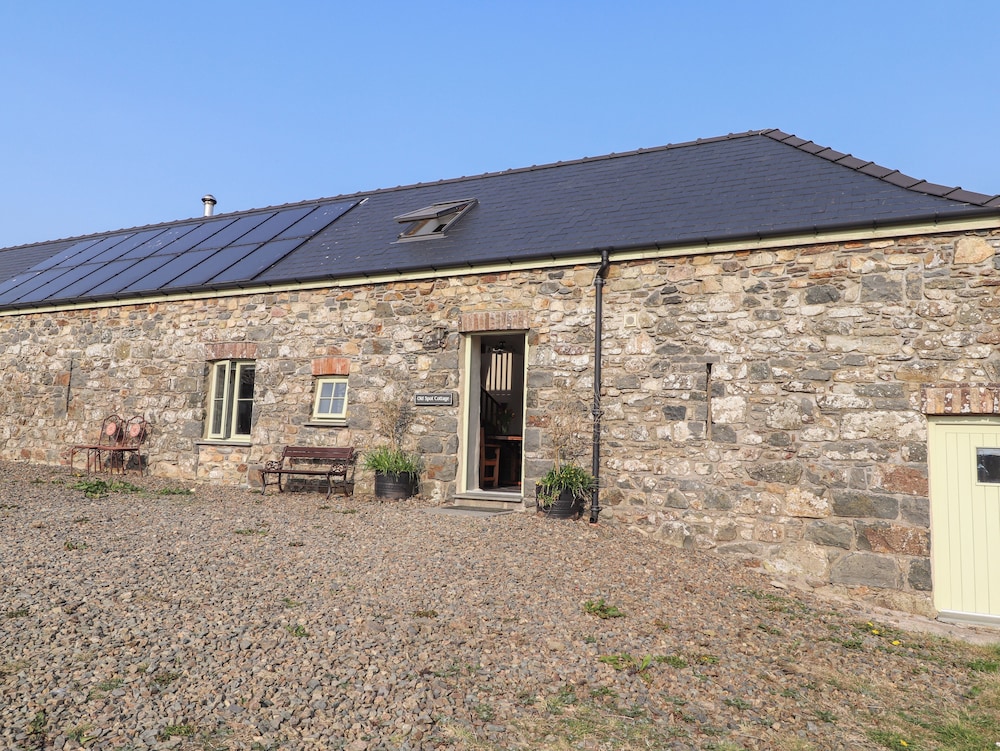 Old Spot Cottage