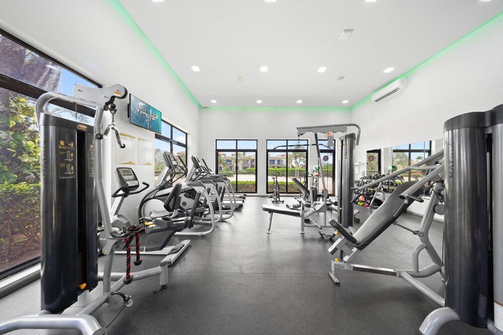 Beautiful Gold Coast Gem Pools Tennis Gym