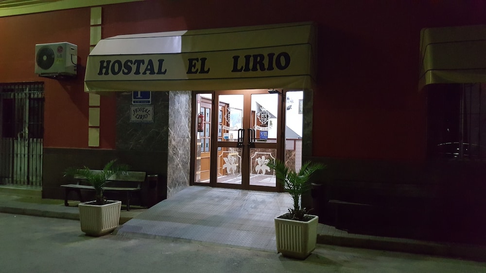 Hostal Restaurante el Lirio