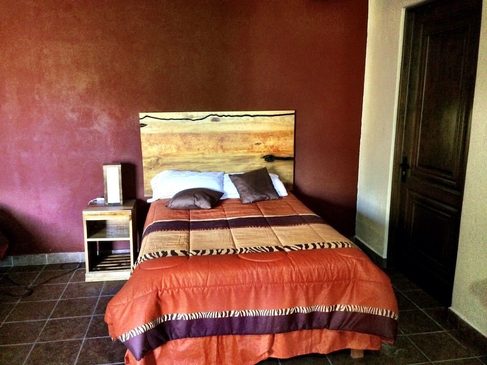 Photo 18