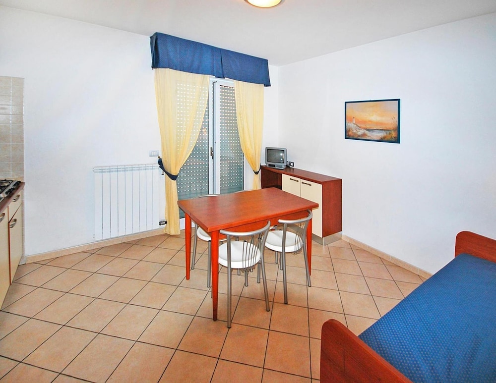 Holiday Flat in Pretty Residence With Communal Pool in Pietra Ligure photo 2