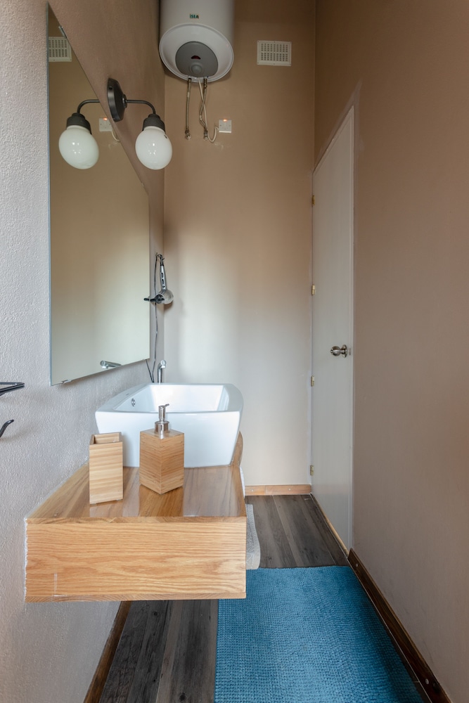 Maleth Inn Guest House