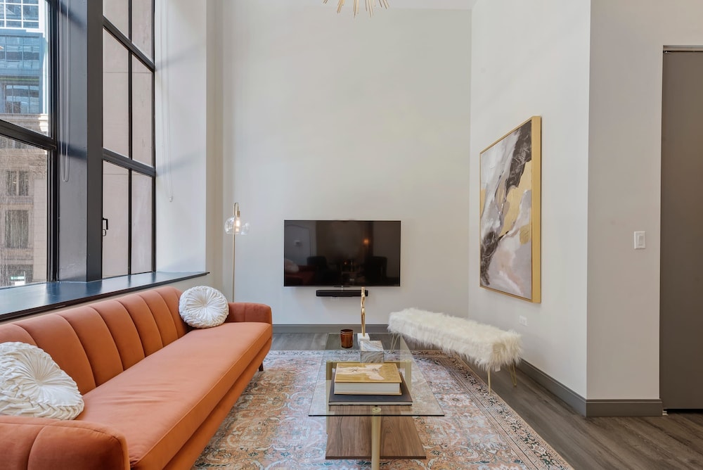 Two Units Seamless Stay Downtown Convenience