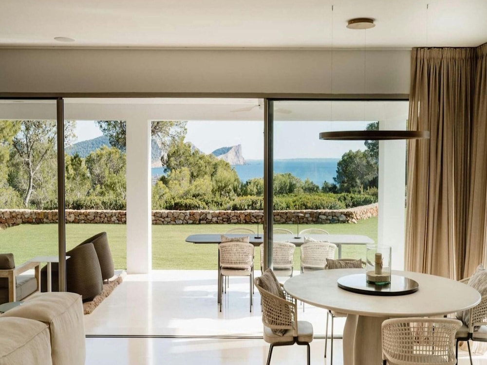 Holiday Home With Stylish Interiors