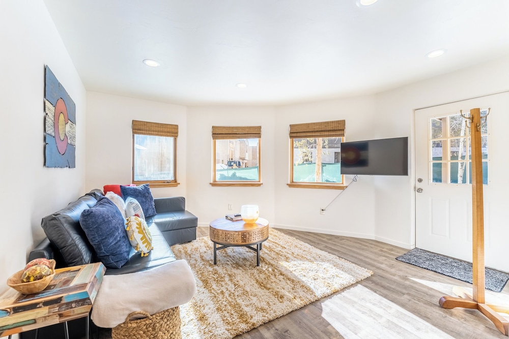 27 Rasor Court