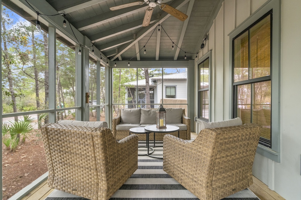 Magnolia Cottages by the Sea by Panhandle Getaways