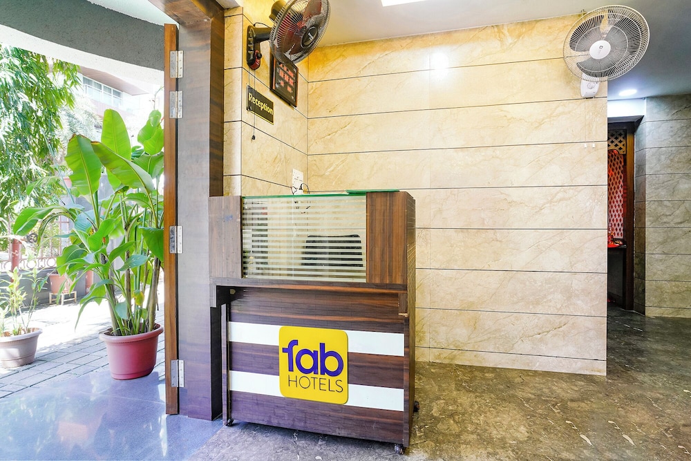 Fabhotel Sheen Residences