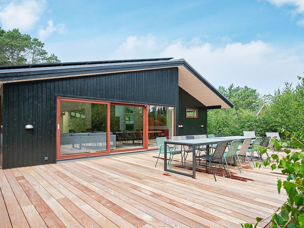 10 Person Holiday Home in Nexo view 5