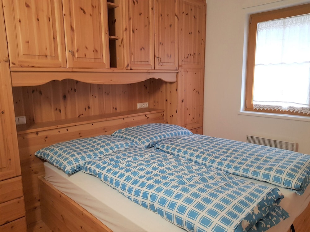 Bright Apartment Near Thermal Springs