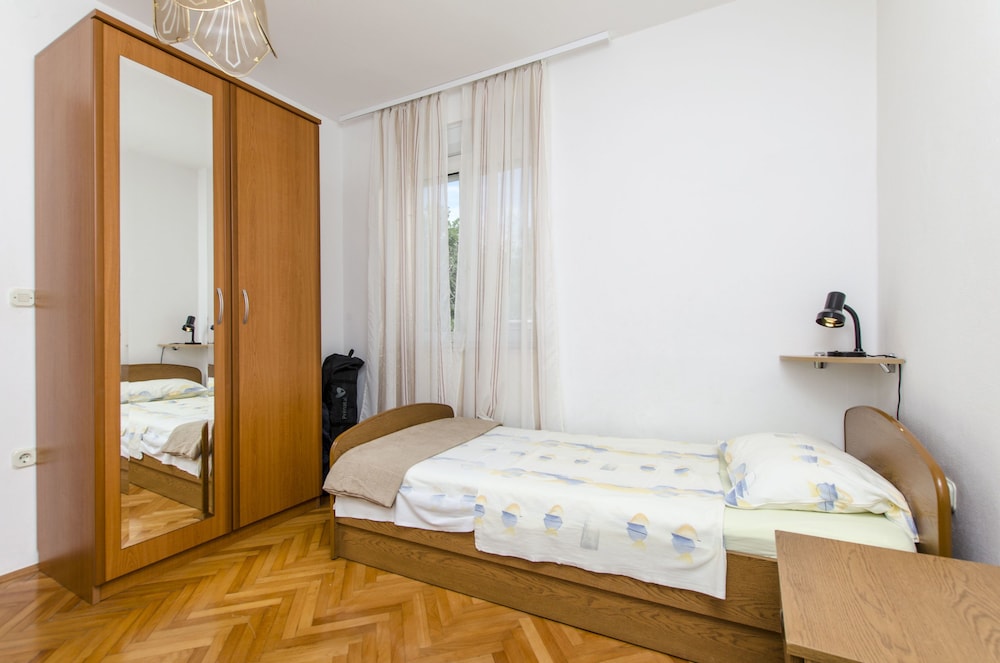 Apartment Danijela view 5