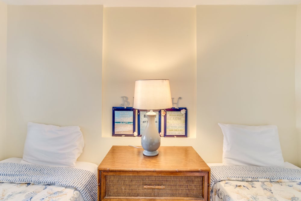 Private 3BR's at Palms by Hosteeva view 4