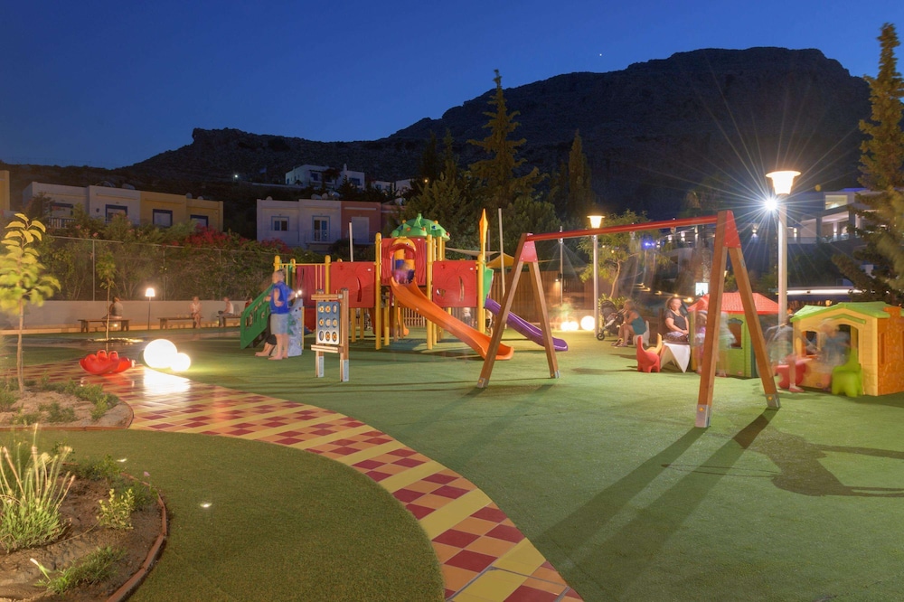 Porto Angeli Beach Resort – All Inclusive