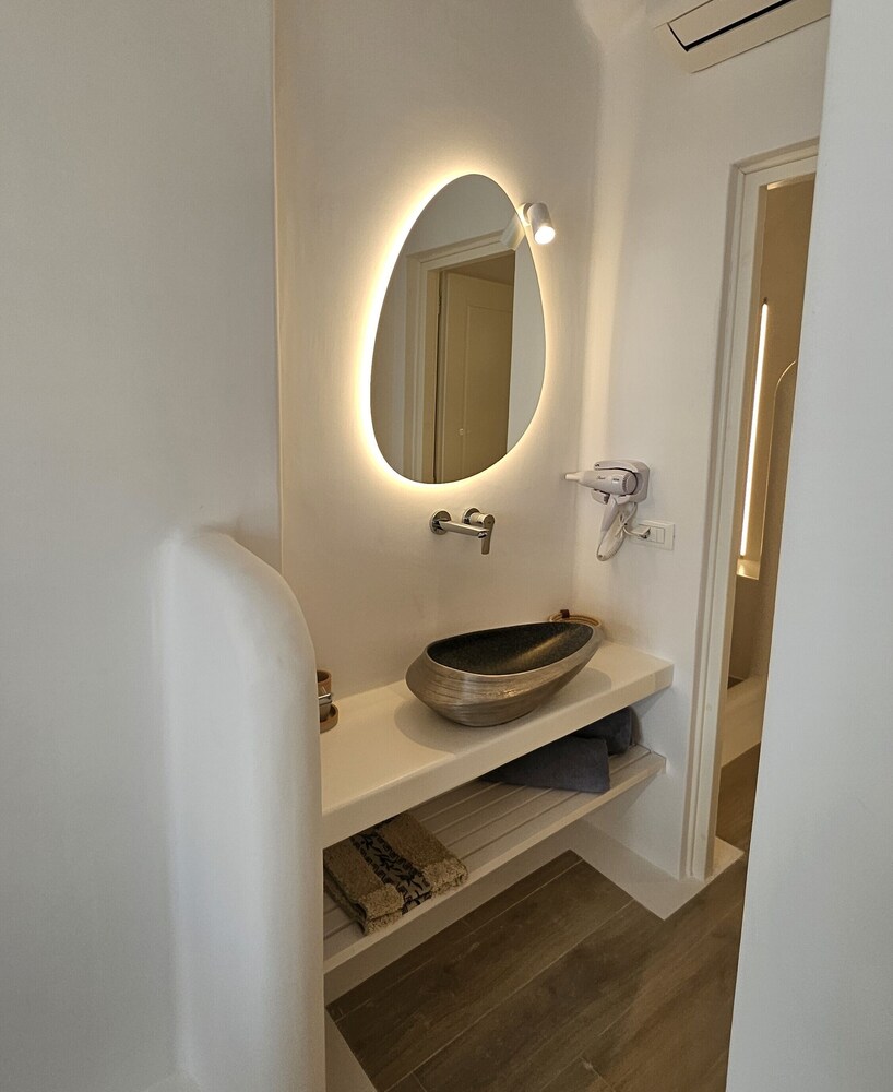 Aether Mykonos 3BR Port View Villa