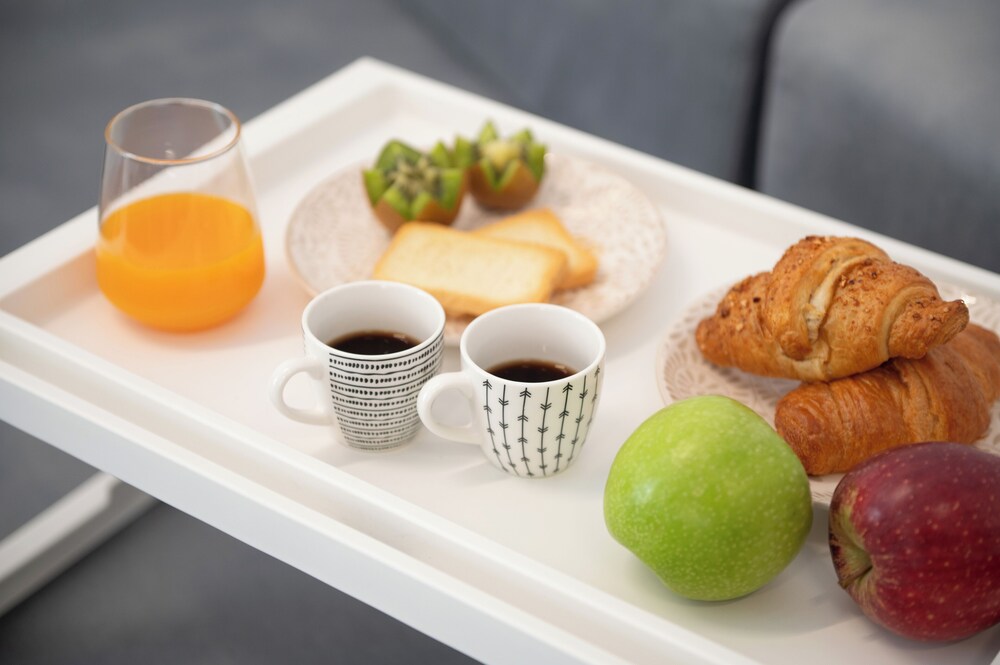 Cardamilia Suites