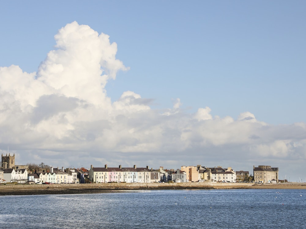 Bryn Tegid