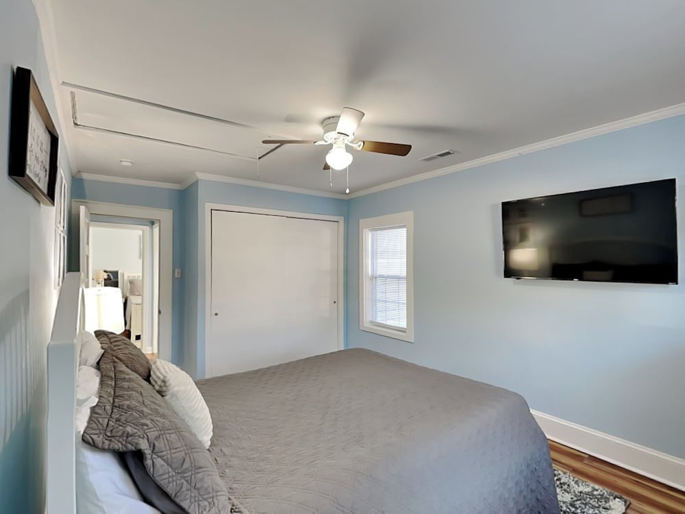 East Coast Ku'uipos Cottage by Carolina Retreats