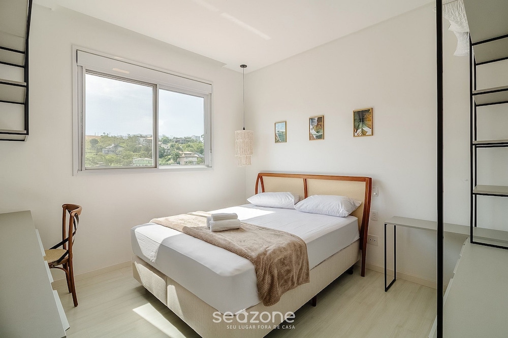 Apartment w/ Barbecue 240m From the Beach Ehi0401