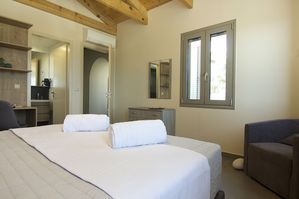 Gea Mani Villas view 3