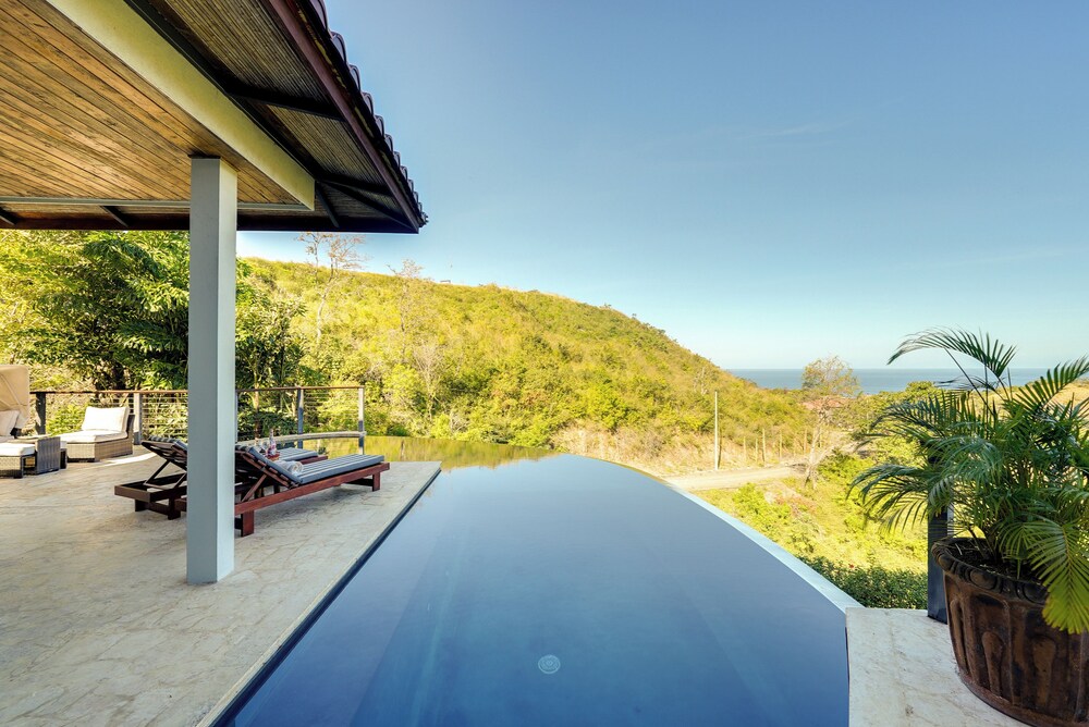 Luxury Home w/ Views & Infinity Pool: Near Beach!