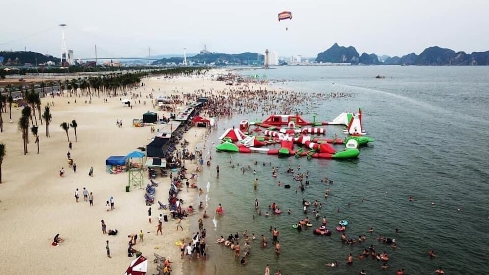 Aroma Ha Long Hostel view 4