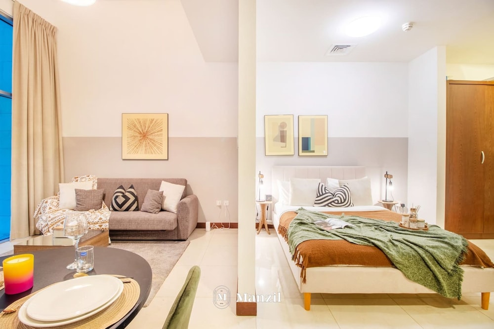 Manzil- Chic Studio in JVC With Premium Amenities