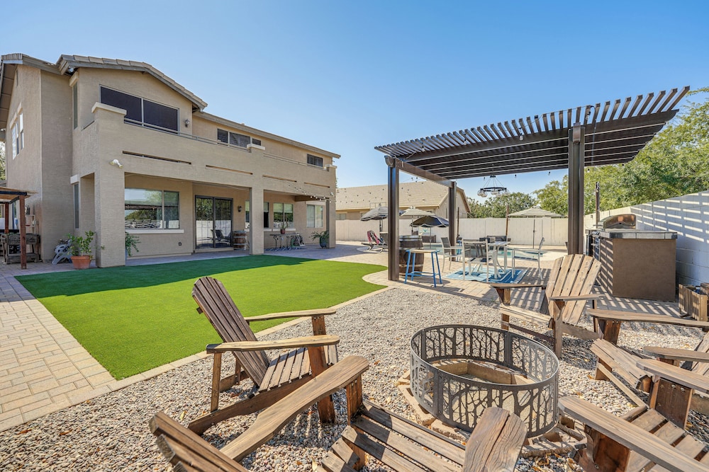 Family-friendly Retreat w/ Pool - Near Westgate!