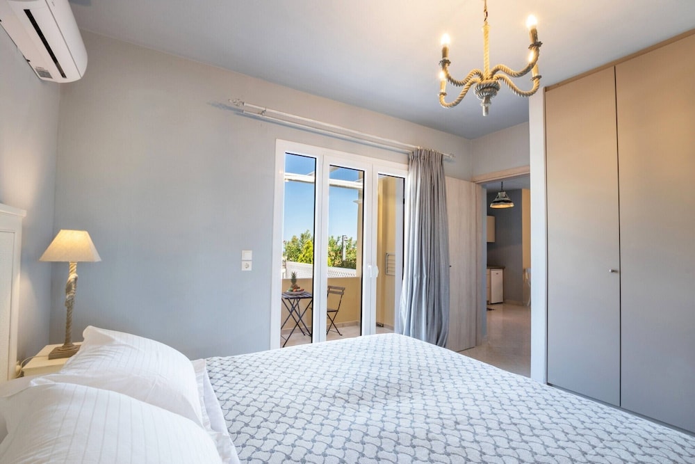 Elaia Villas