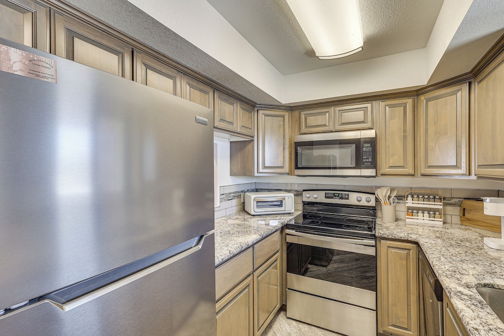 1 Mi to Lake Havasu: Outdoor Rec Hub w/ Views!