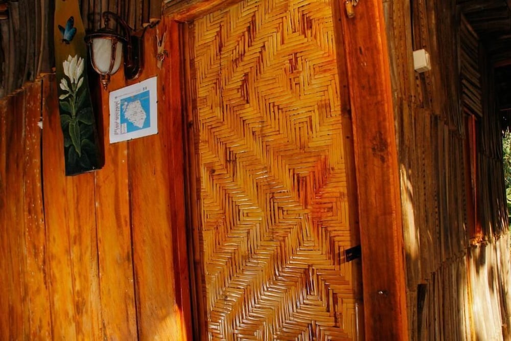 Nyuh Bengkok Tree House