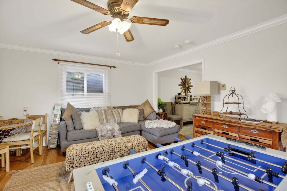 Elegant Home With Game Room Near Bwi 3 Bedroom Home