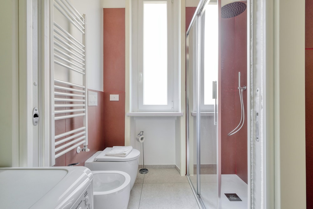 Bright 1-br apartment in Porta Genova