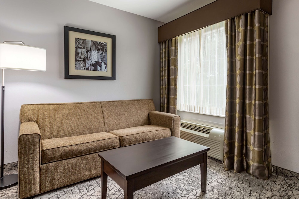 Best Western Oakdale Inn - Property Image 24
