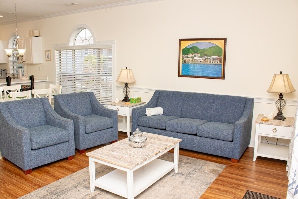 Magnolia Place 4703-202 2 Bedroom Condo