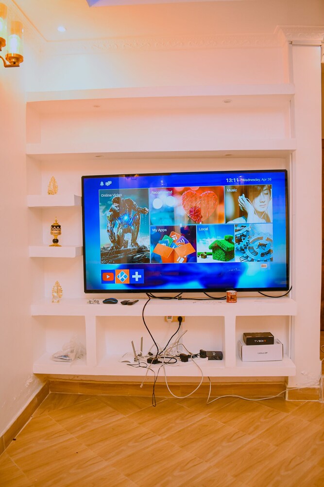 Lux Suites Lions Den Holiday Homes