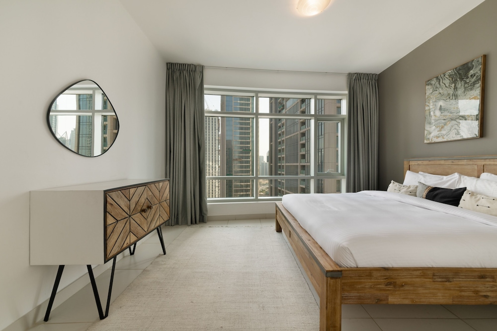 Maison Privee - Central Dubai Apt w/Danish Twist & Burj Khalifa Vws