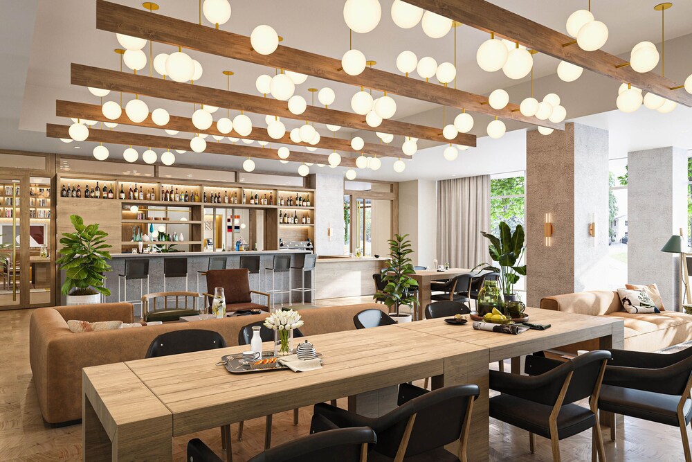 Luxury Stay on Rainey St - Image 5