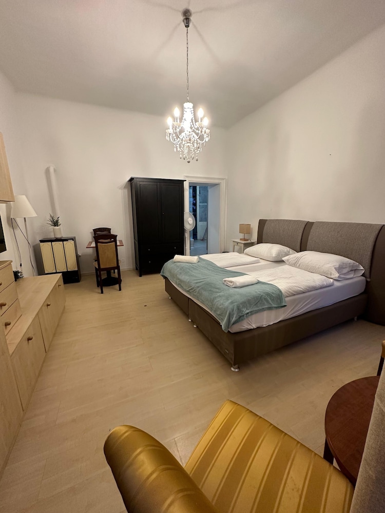 Charming 1BR Apartment Near Stadthalle