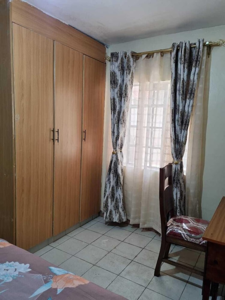 Lux Suites 2 Bedroom Donholm Bungalow view 4