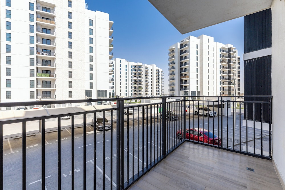 Maison Privee - Relaxed Yas Island Living Near ALL Attractions